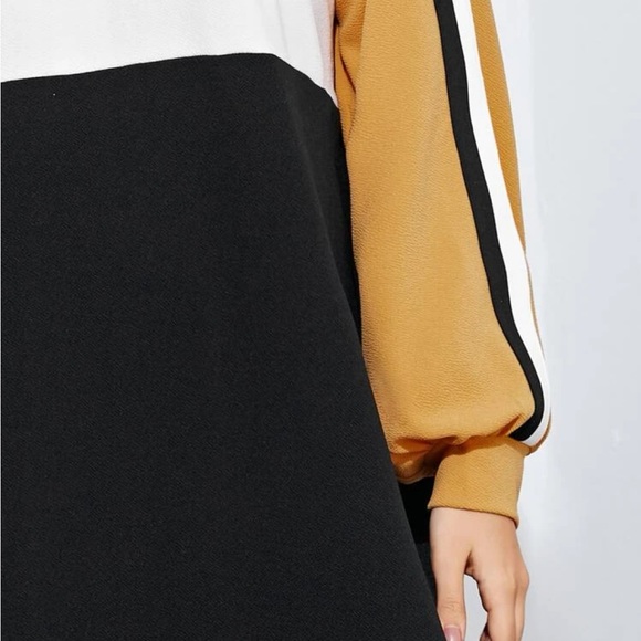 Plus Size Color Block Stripe Long Cuff Sleeve Maxi Dress - Picture 3 of 11